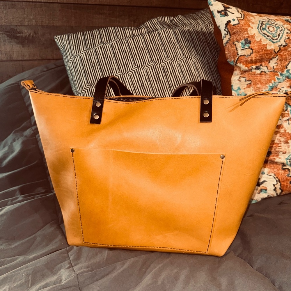 Portland Leather Tote